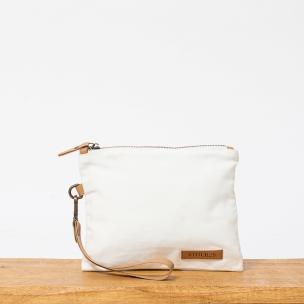 תיק קלאץ' מגינס לבן White Clutch Bag